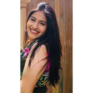 Meet your Posher, Yvette